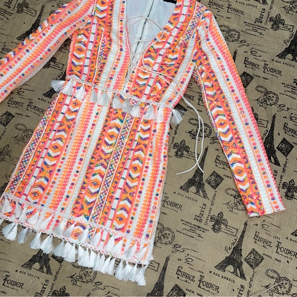 PRETTYLITTLETHING NWOT! Orange/White Sequin Fringe V-Neck Long Sleeve Dress - Picture 12 of 17